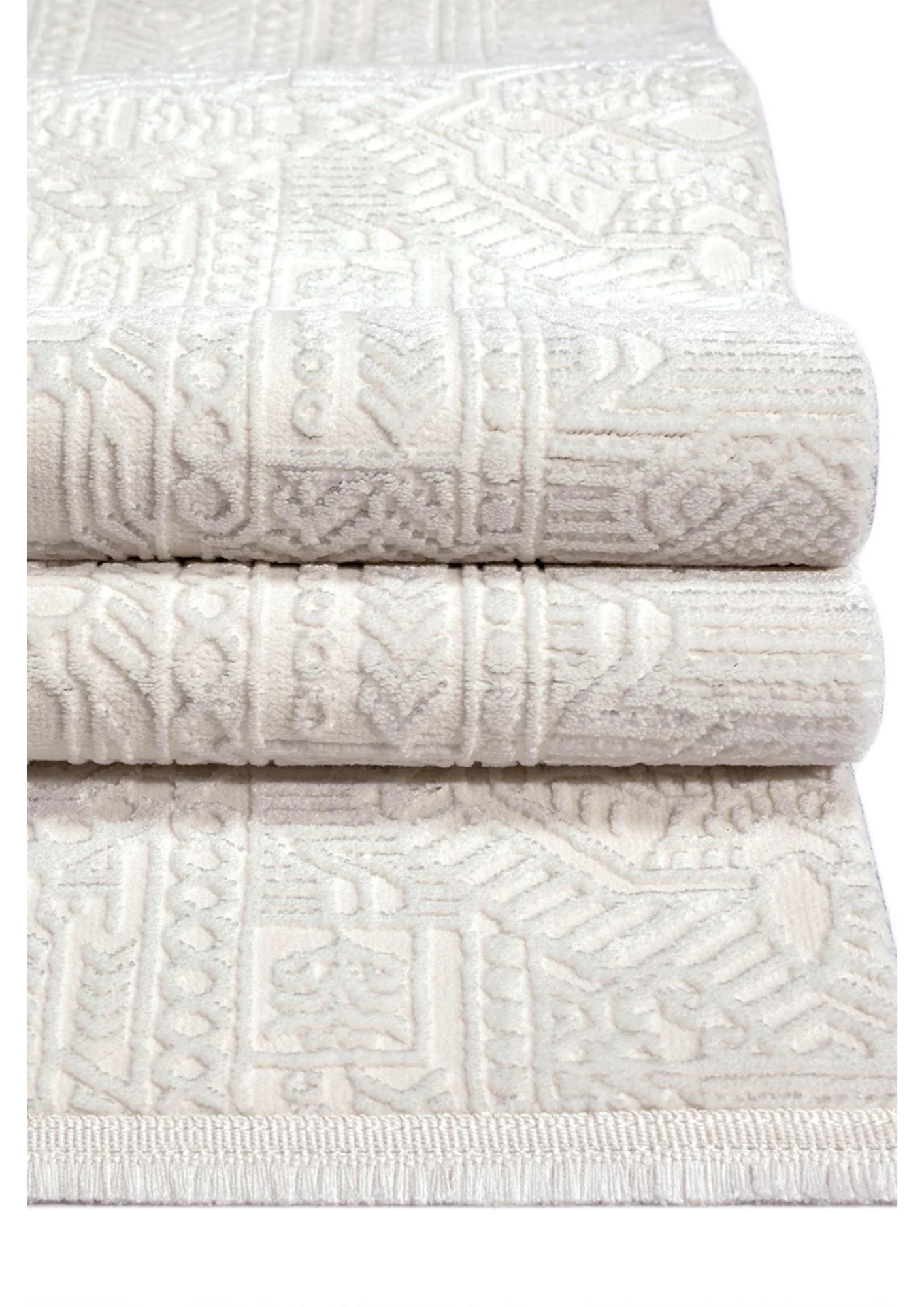Soft ivory tone with delicately embossed geometric patterns (5.2x7.6ft)_Max03