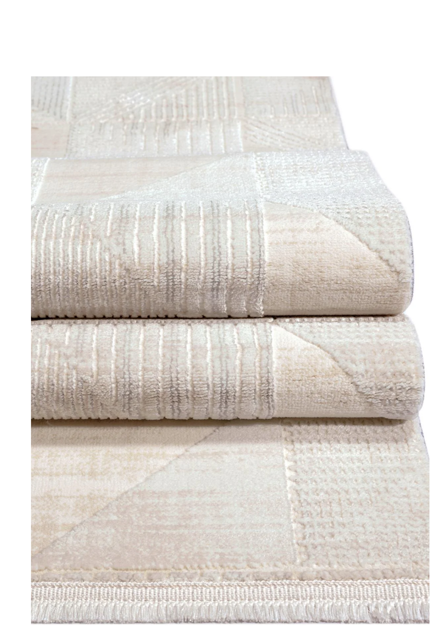 Soft tone with delicately embossed geometric patterns (5.2x7.6ft)
