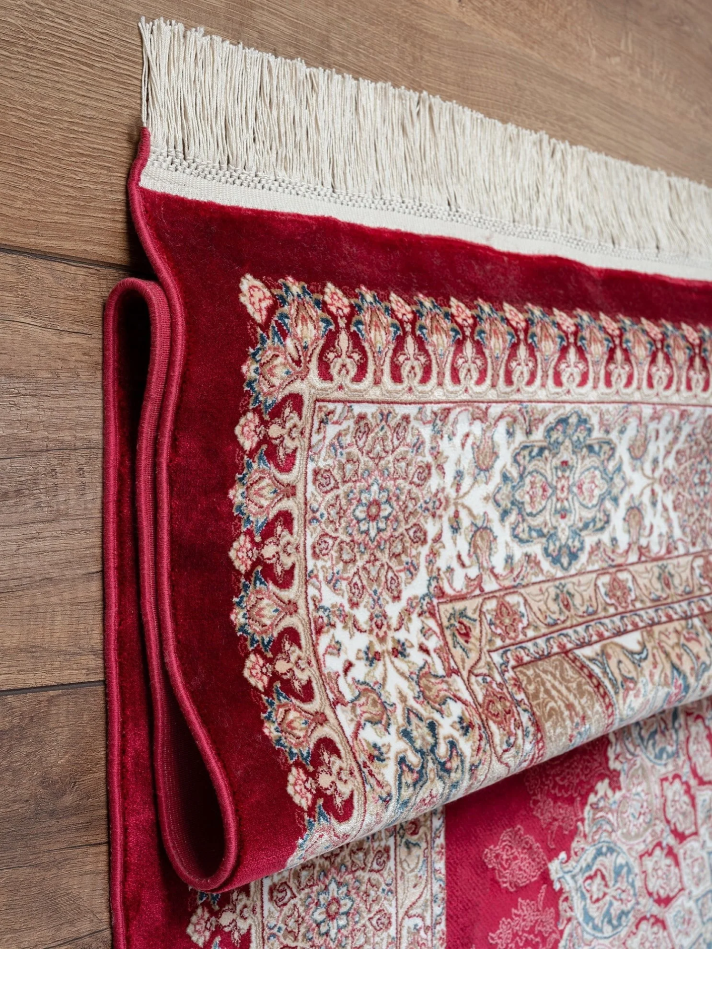 Turkish silky (viscose) woven rug, 2 million knots, 2900gr/m2, 5mm pile height, extremely dense, luxurious, soft and highly durable (5.2x7.6ft)