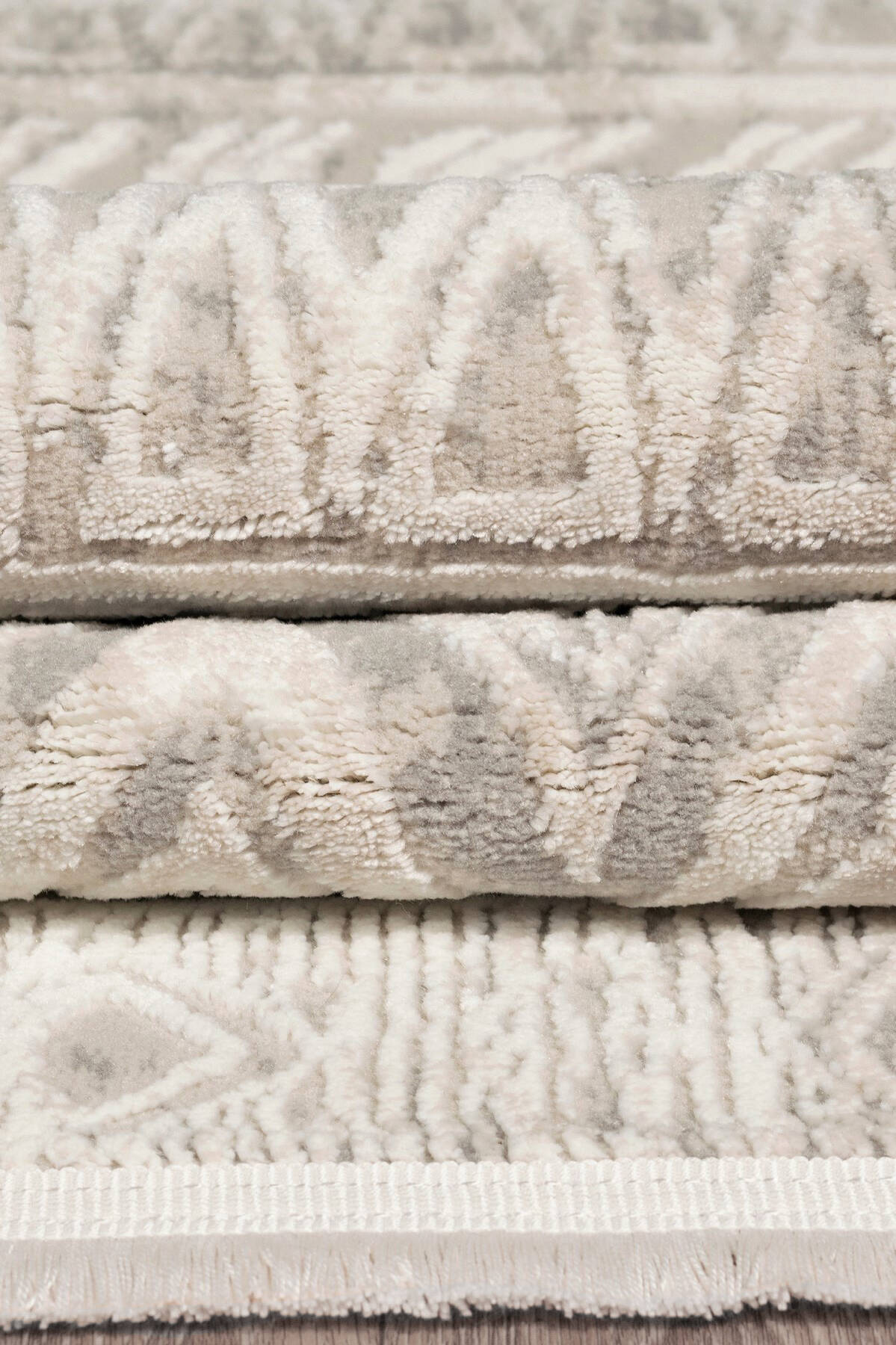 Geometric Tribal Pattern - Neutral Beige ( 5.2x7.5ft)