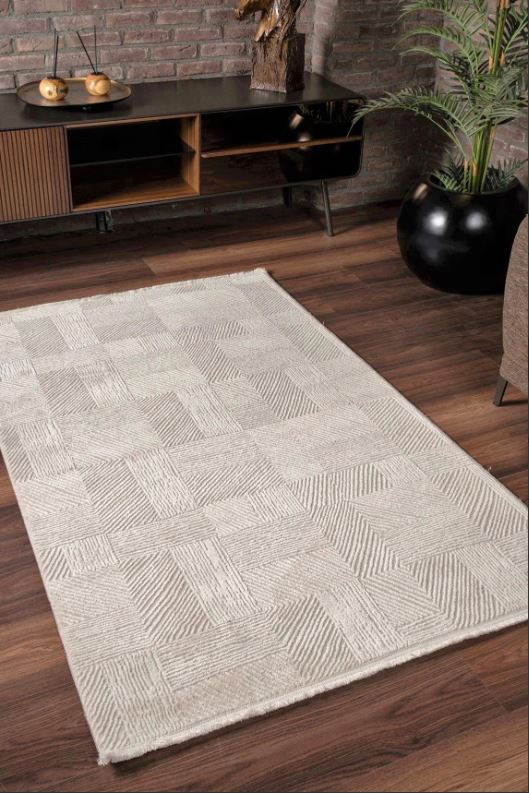 Layered neutral beige shade created with gentle depth and texture, polypropylene and polyester yarn (5.2x7.6ft)_VV1369