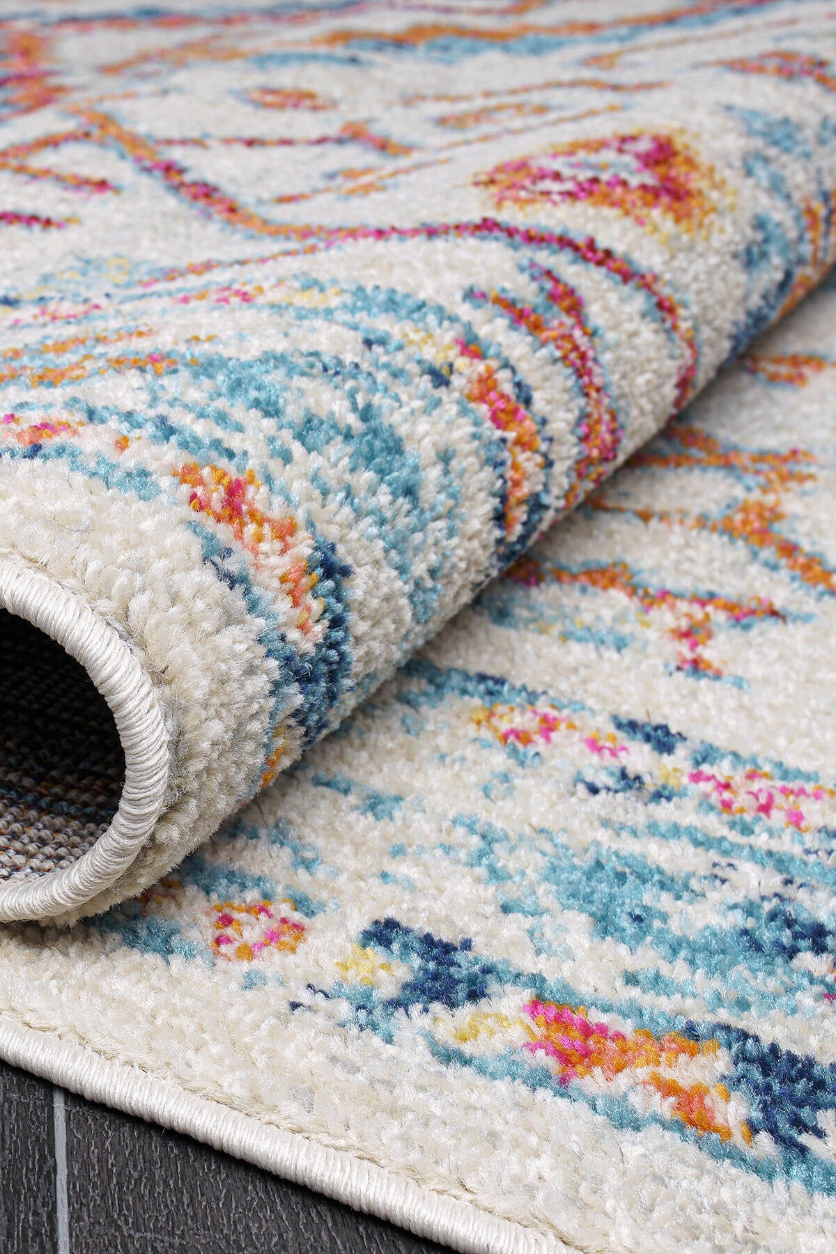 High Quality Woven Carpet Rug produced in TURKEY (3.11x5.5ft)